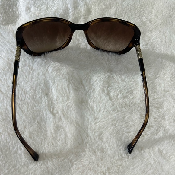 Vintage Authentic Vogue Brown Glasses
No scratches, good condition. - Picture 9 of 10